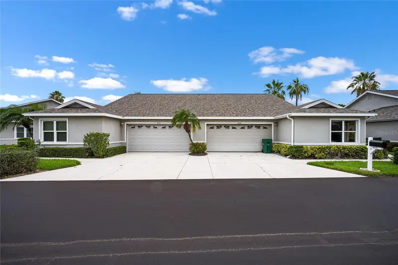 1608 Fairway Oaks Dr, FL