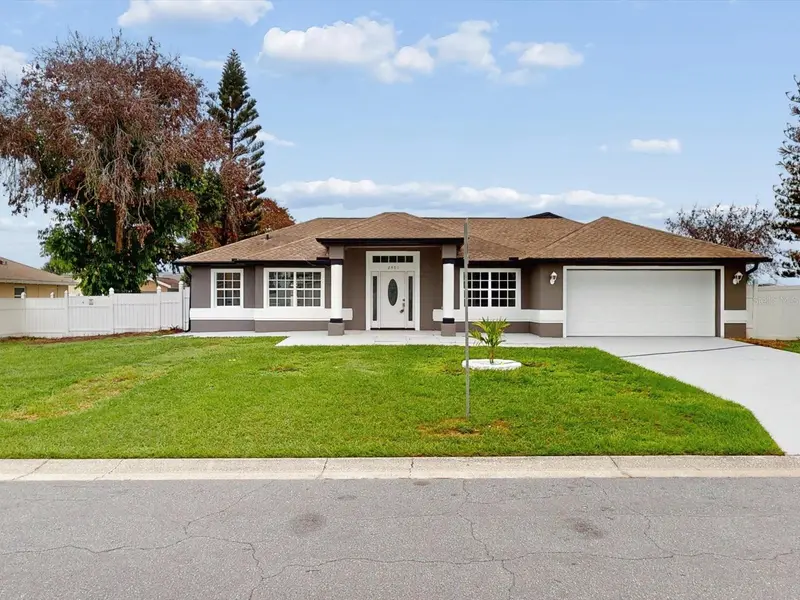 2401 Bel Air Cir, FL