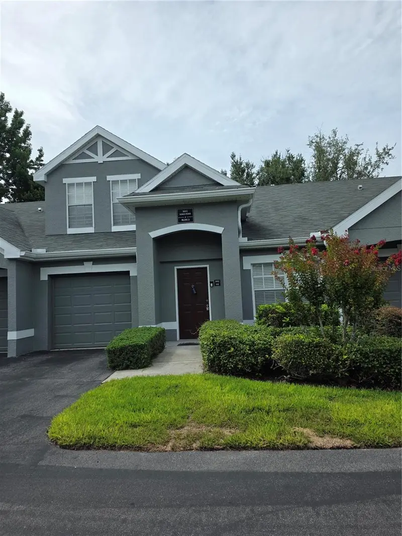 3661 Kings Rd #102, FL