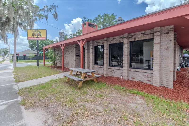 1046 Martin L King Jr Ave, FL