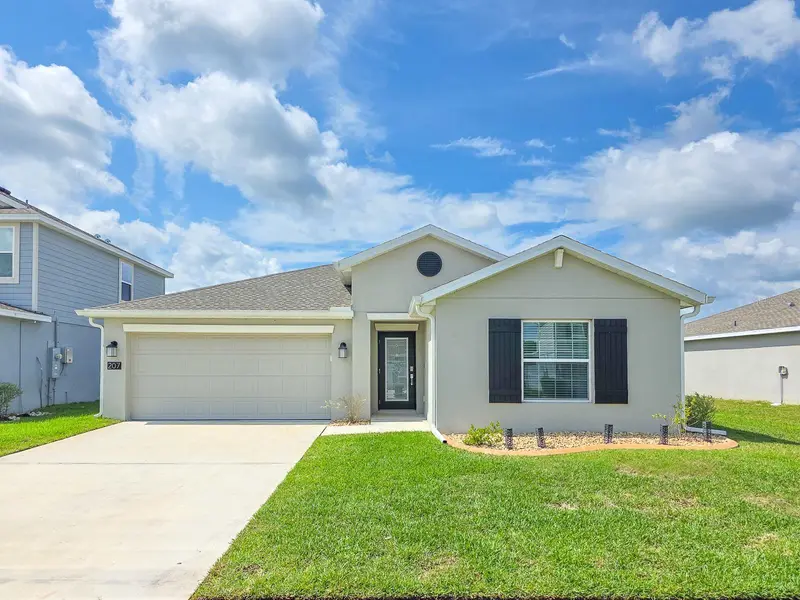 207 Winged Foot Ln, FL