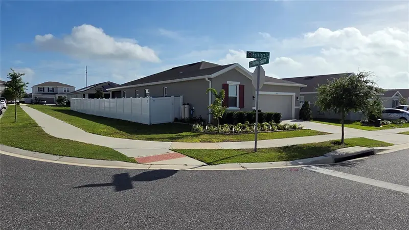 803 Folklore Ln, FL