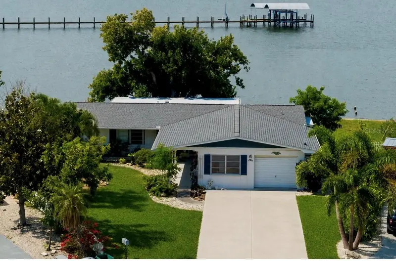 800 25th Ave W, FL