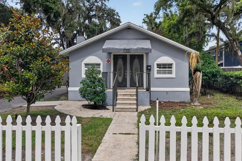 813 N Fern Creek Ave, FL