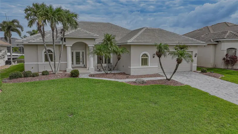 454 Macedonia Dr, FL