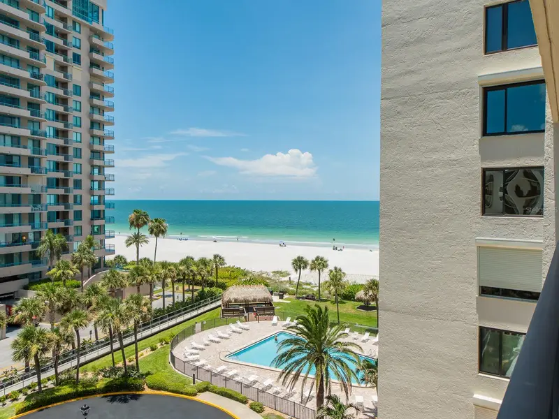 1480 Gulf Blvd #612, FL