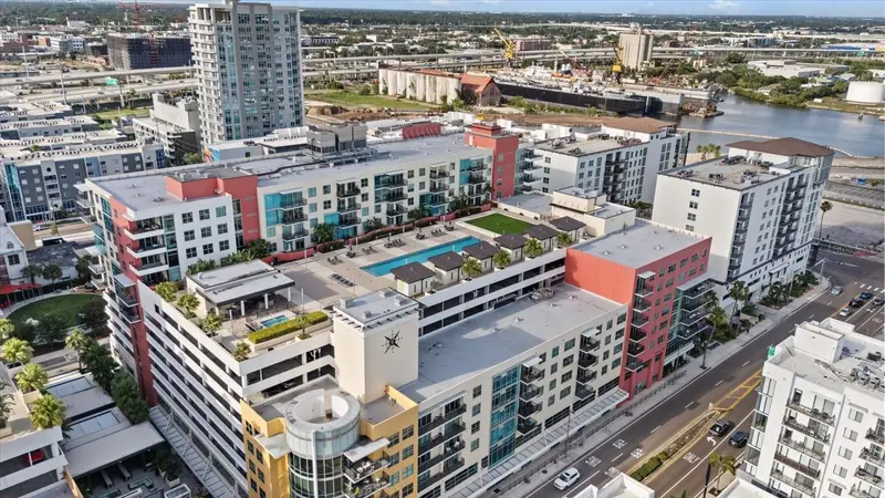 1120 E Kennedy Blvd #727, FL
