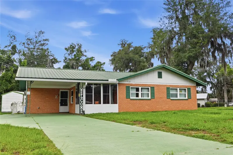 547 Se Olustee Ave, FL