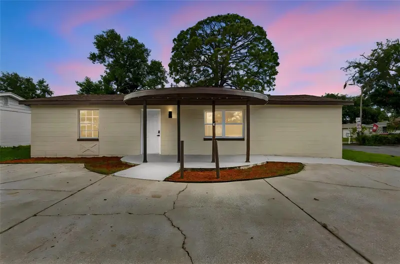 4834 Mile Stretch Dr, FL