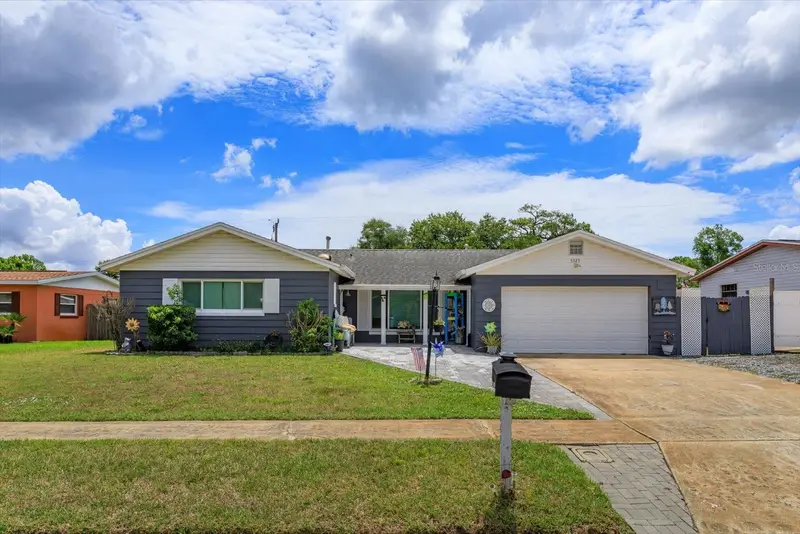 5325 Sharlene Dr, FL