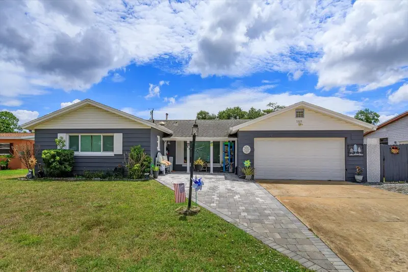 5325 Sharlene Dr, FL