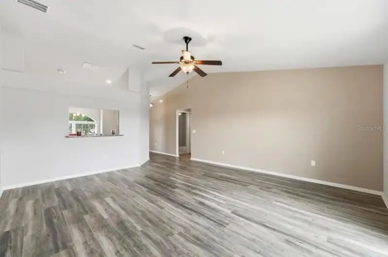 202 Highland Meadows Pl, FL