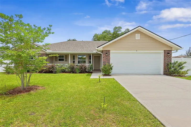 8 Persimmon Dr, FL