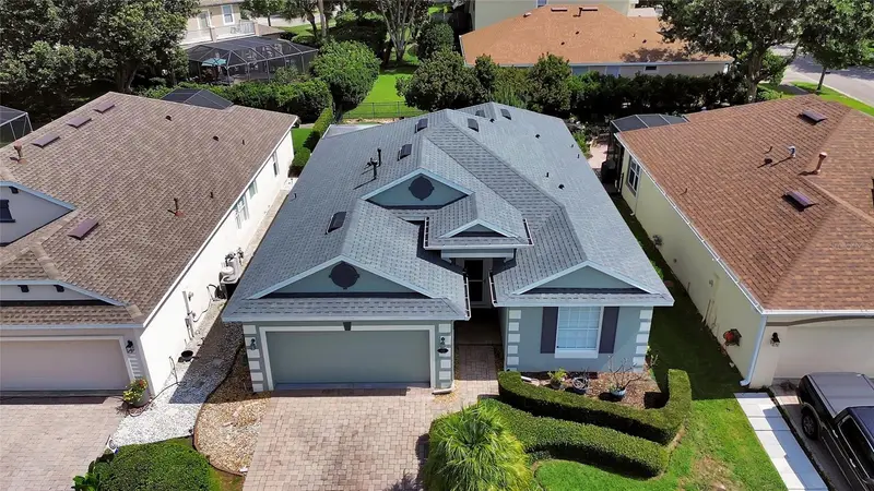 126 Birchmont Dr, FL