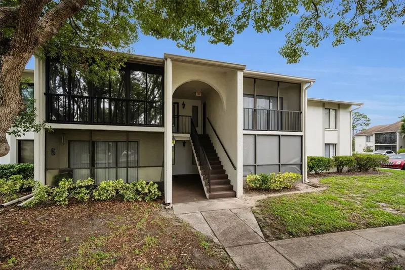 2687 Pine Ridge Way S #B2, FL