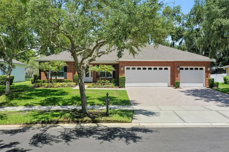 440 Tierra Verde Ln, FL