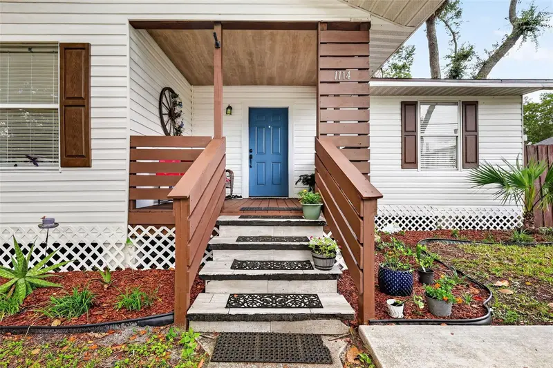 1114 Pine Ave, FL