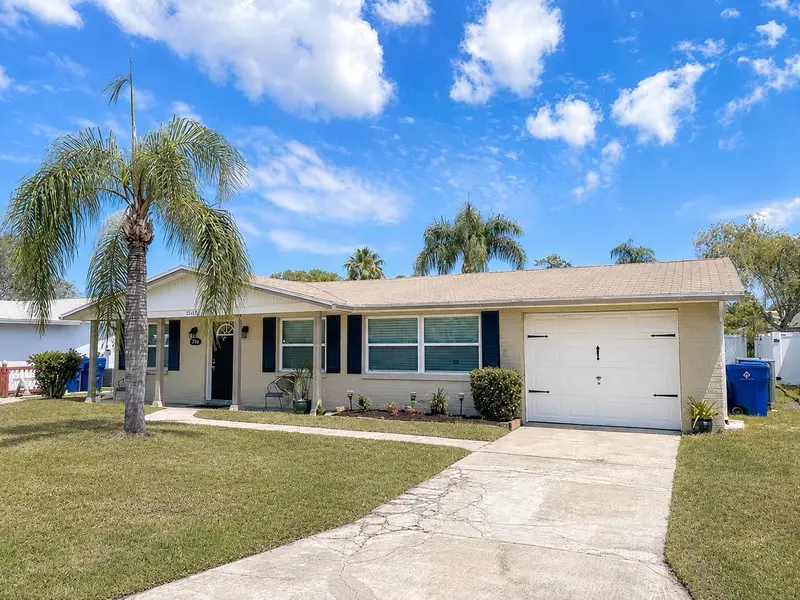 3711 Redwood Dr, FL