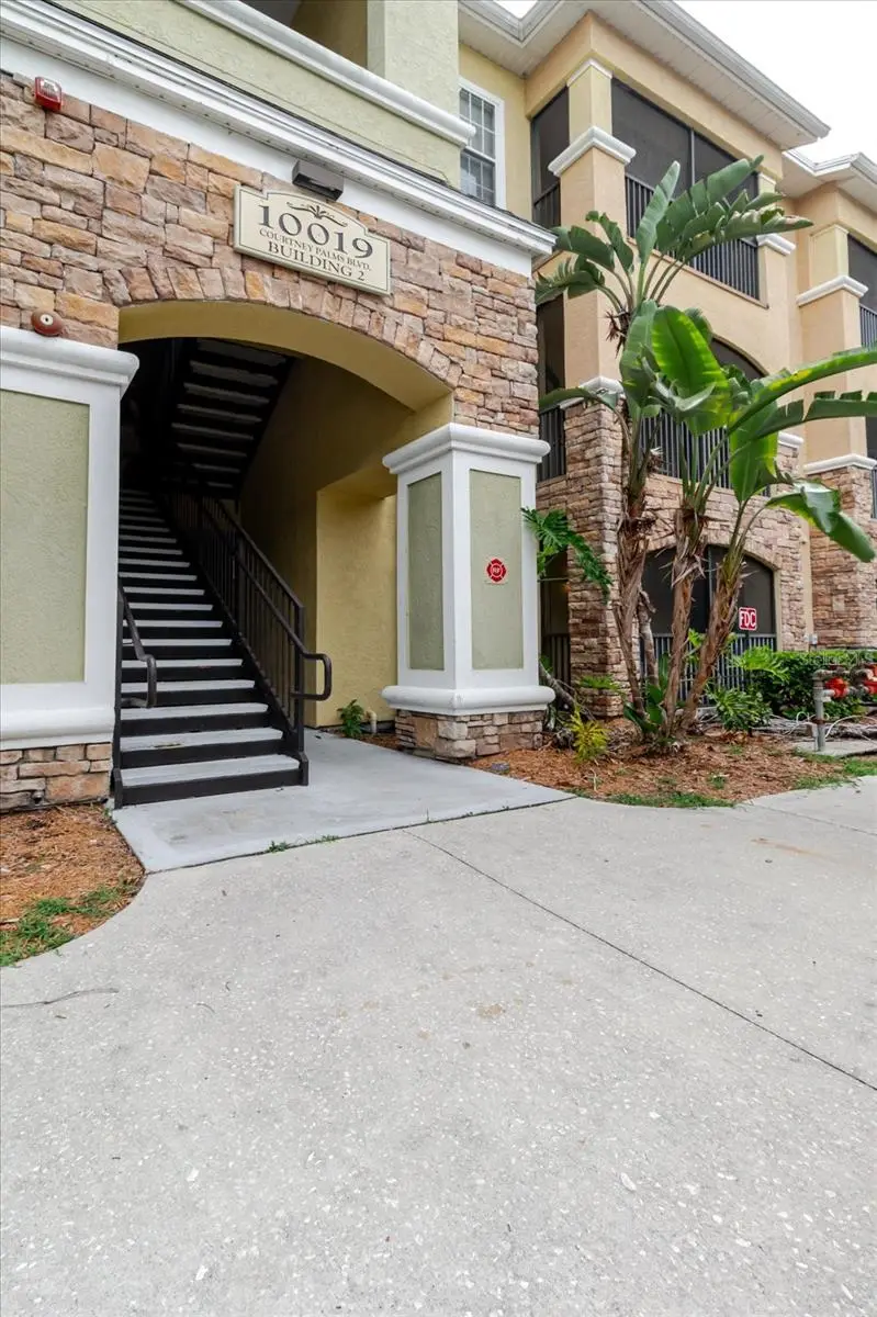 10019 Courtney Palms Blvd #101, FL