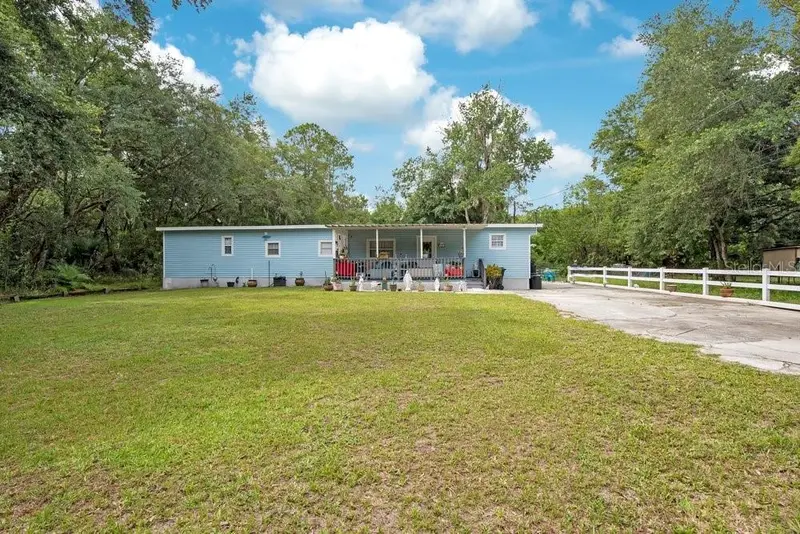 18222 Lynbrook Rd, FL