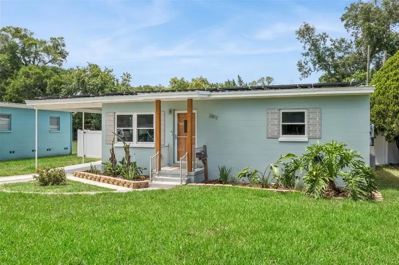 2817 Pickfair St, FL