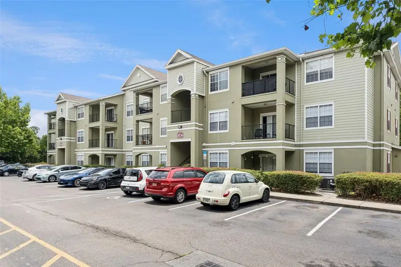 8136 Claire Ann Dr #207, FL