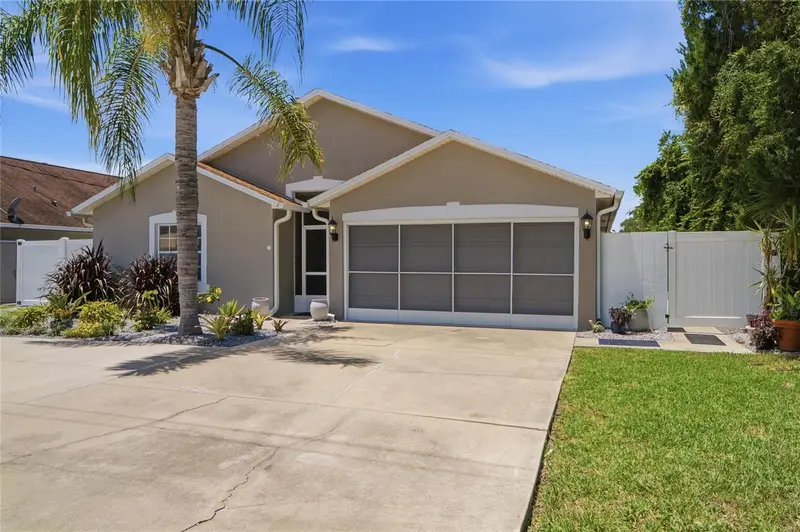 15 Comet Ct, FL