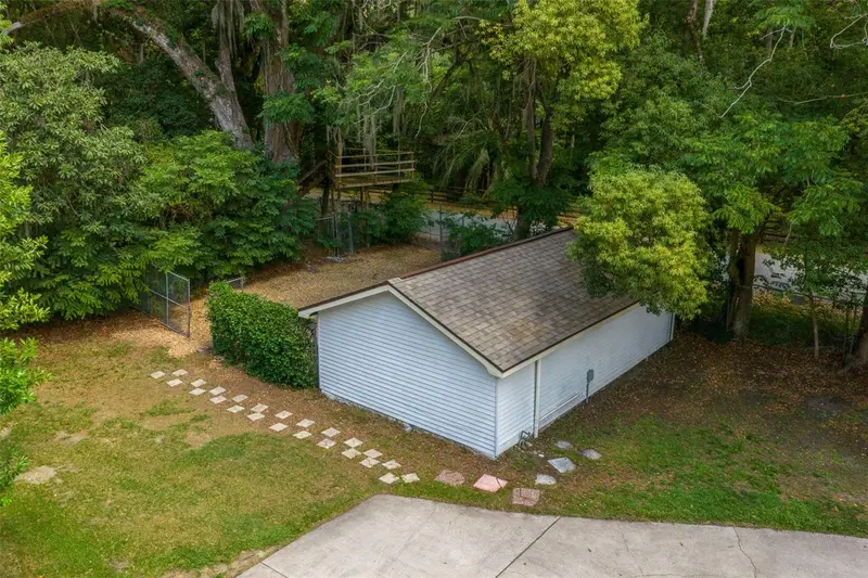 1985 Ne 97th Streed Rd, FL