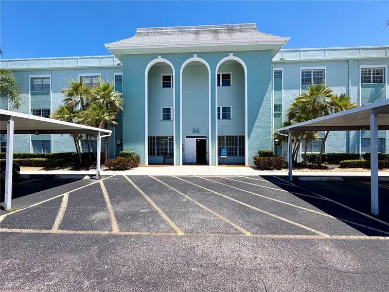 1706 Belleair Forest Dr #244, FL