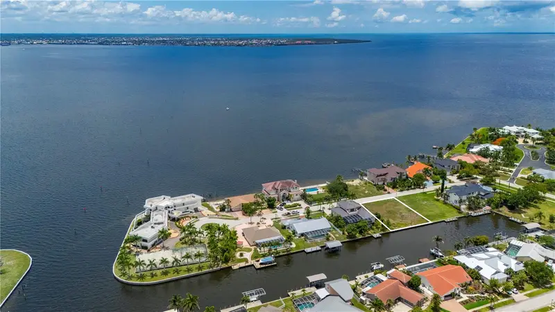 238 George Rd Se, FL