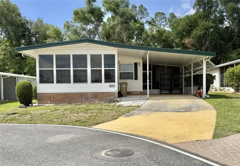 132 Tamarisk Way, FL
