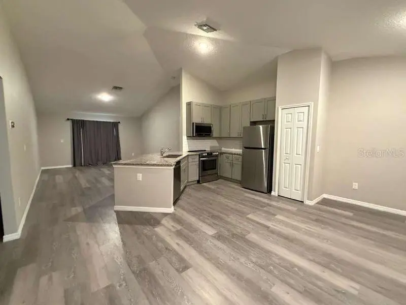 1745 N Lakewood Ave, FL