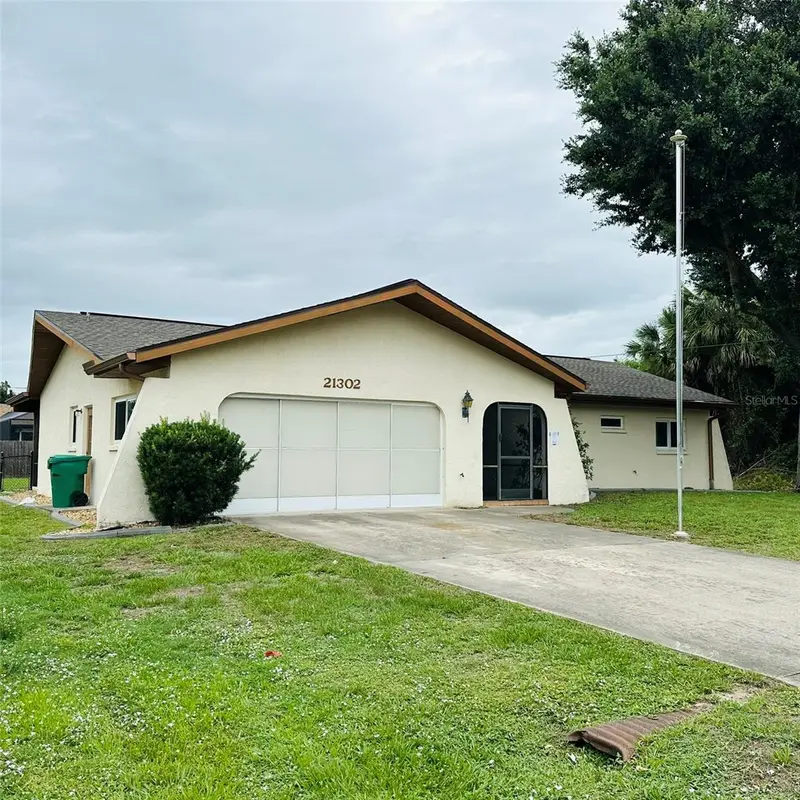 21302 Hubbard Ave, FL