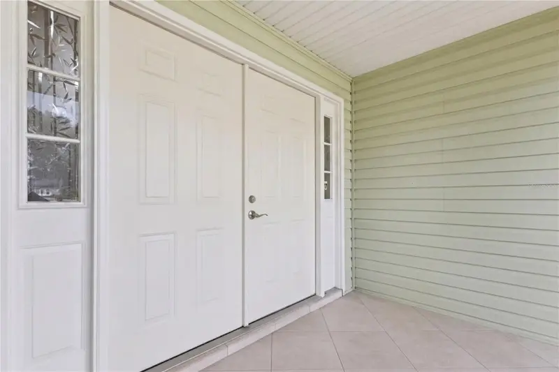 5540 Hamlin Court, FL