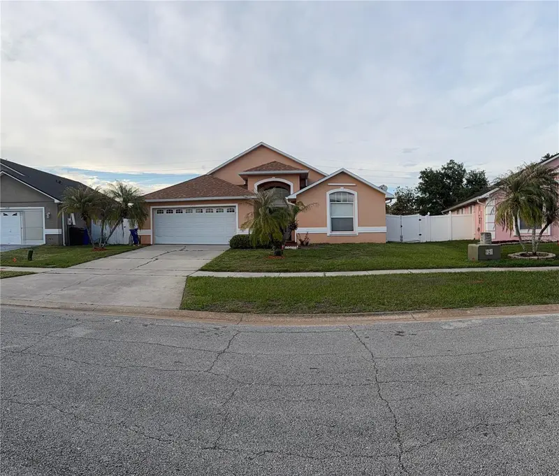 2527 Hikers Ct, FL