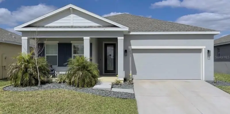 18217 Falling Pine Needle Ln, FL