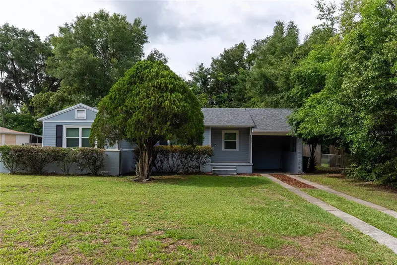 823 Catalina Dr, FL