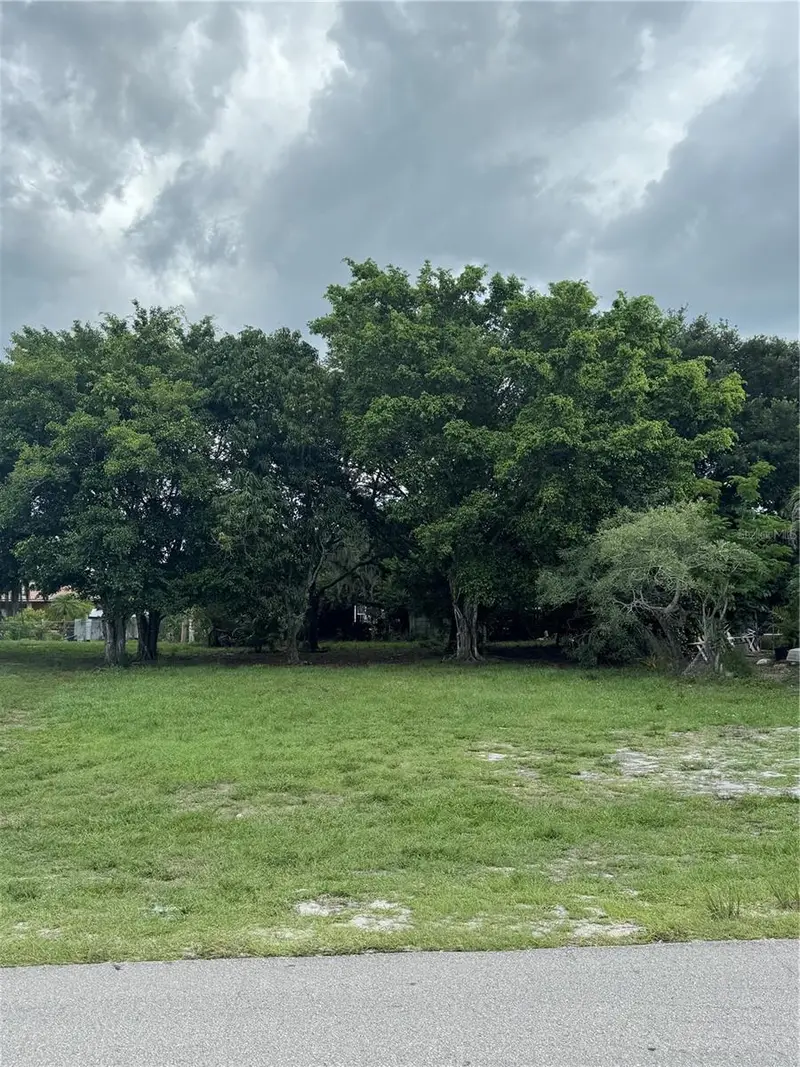 Washington Ave, FL