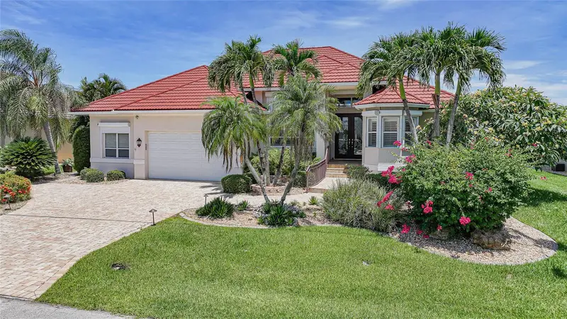 436 Valletta Ct, FL