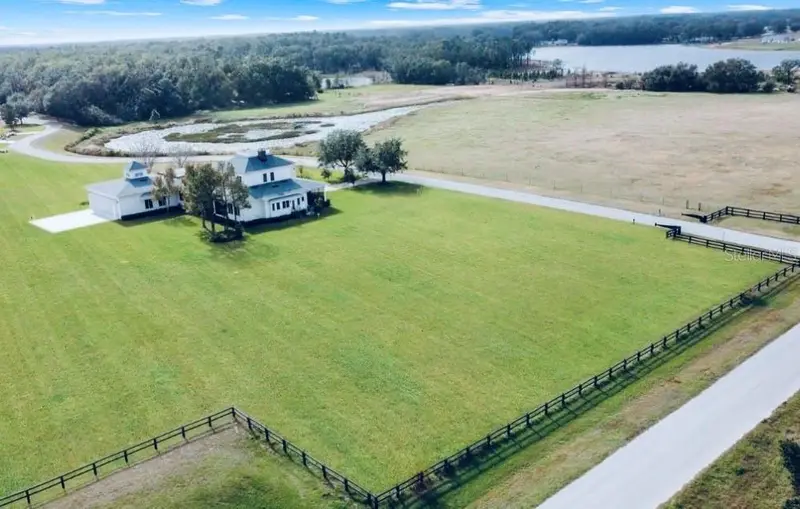 Grass Roots Rd, FL