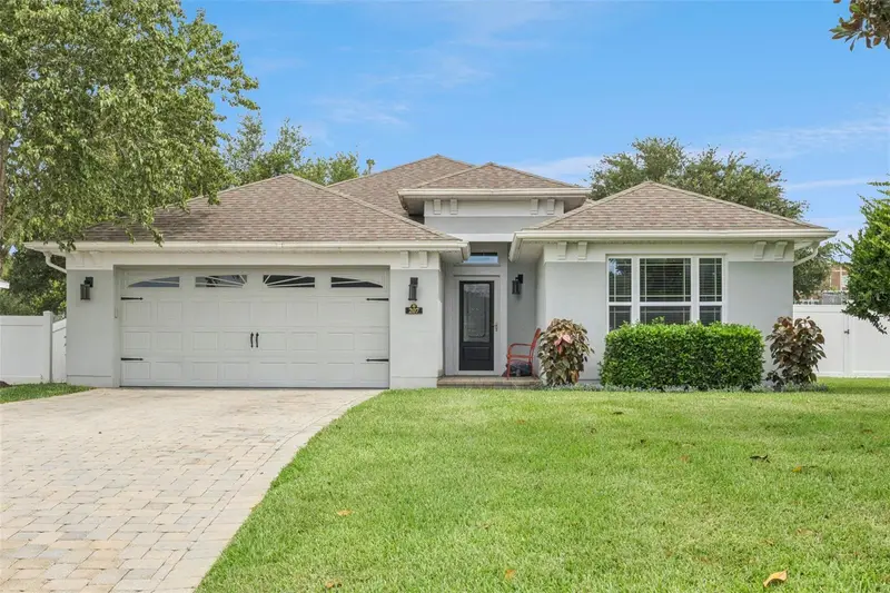 207 Big Sky Dr, FL