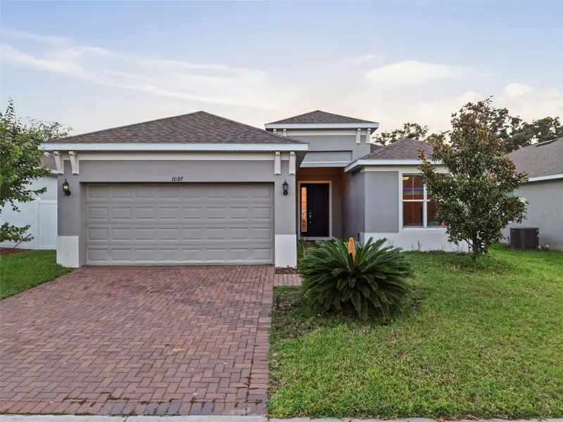 1097 Hendon Loop, FL