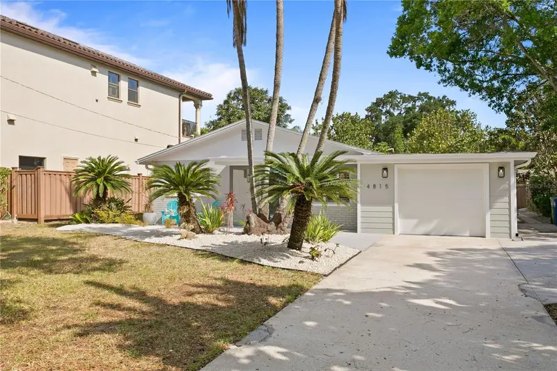 4815 W San Rafael St, FL