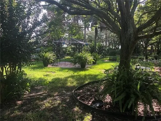 404 Ridgewood Ave, FL
