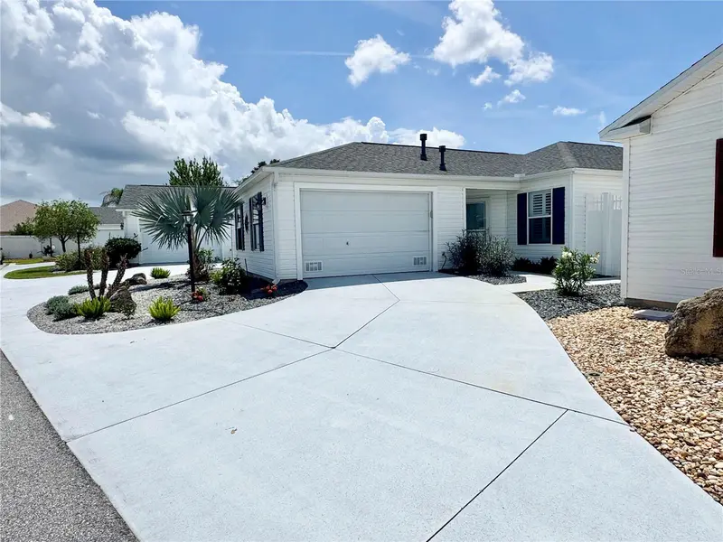 2090 Inverness Pl, FL