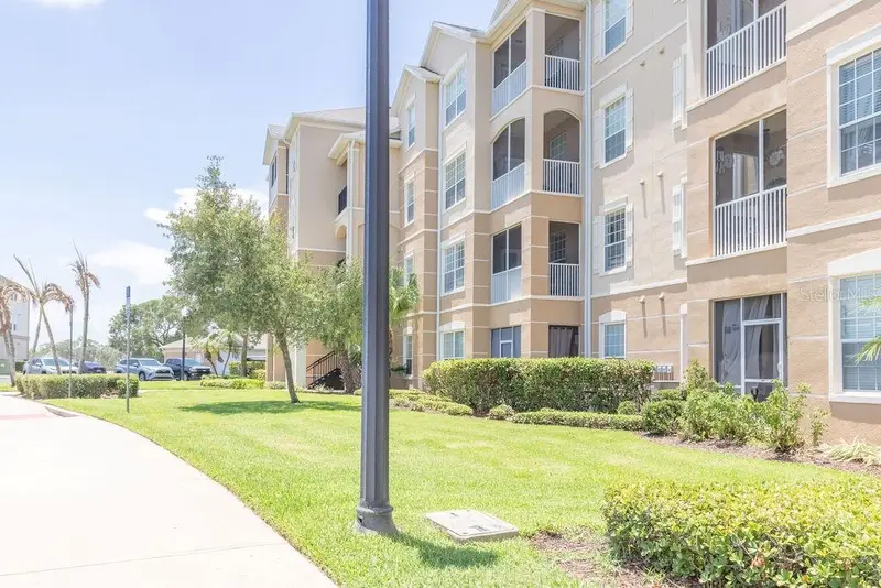 3868 Lexmark Ln #409, FL
