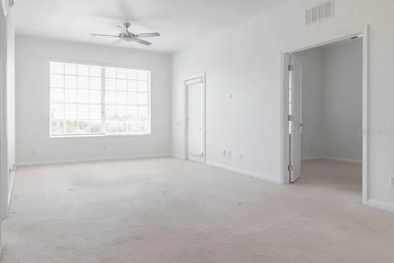 3868 Lexmark Ln #409, FL