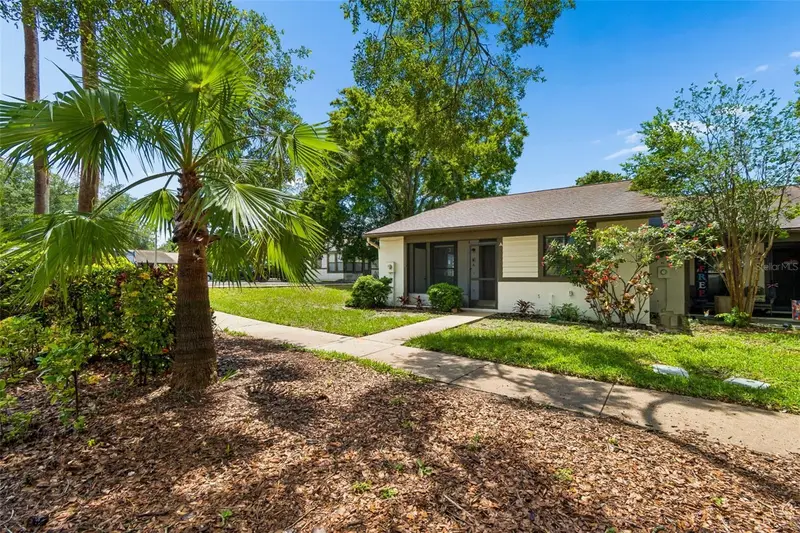 2945 Grovewood Blvd #A, FL