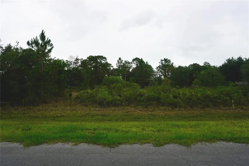 Reynolds Pkwy, FL