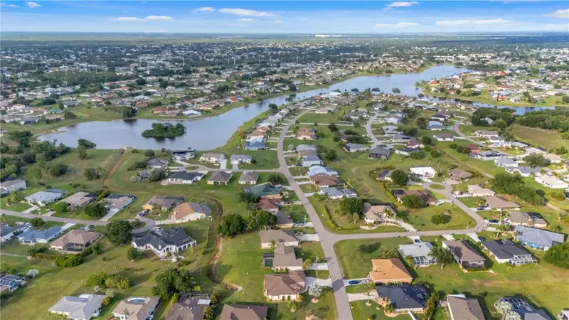 1275 Blue Lake Cir, FL